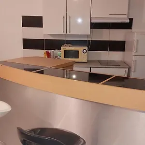 T2,netflix,wi Fi,centre,tram,bus,proche Opéra Et Toutes Facultées , Saint-Etienne (Loire) France